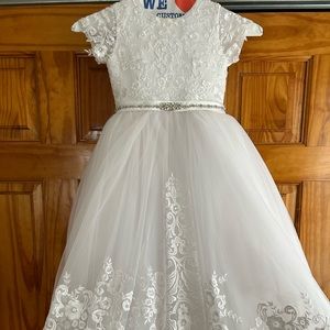 Communion dress/ flower girl worn once dress size 6x